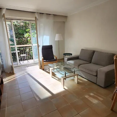 Apartment Le Rossini,spacieux 3 Pieces Au Coeur Du Centre D'antibes Antibes
