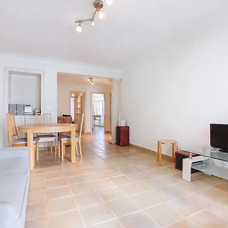 Le Rossini,spacieux 3 Pieces Au Coeur Du Centre D'antibes Antibes