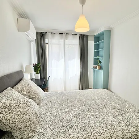 Le Rossini,spacieux 3 Pieces Au Coeur Du Centre D'antibes Apartment