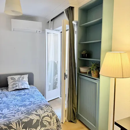 Le Rossini,spacieux 3 Pieces Au Coeur Du Centre D'antibes Apartment